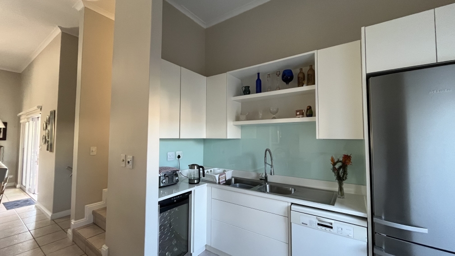 3 Bedroom Property for Sale in Van Riebeeckshof Western Cape